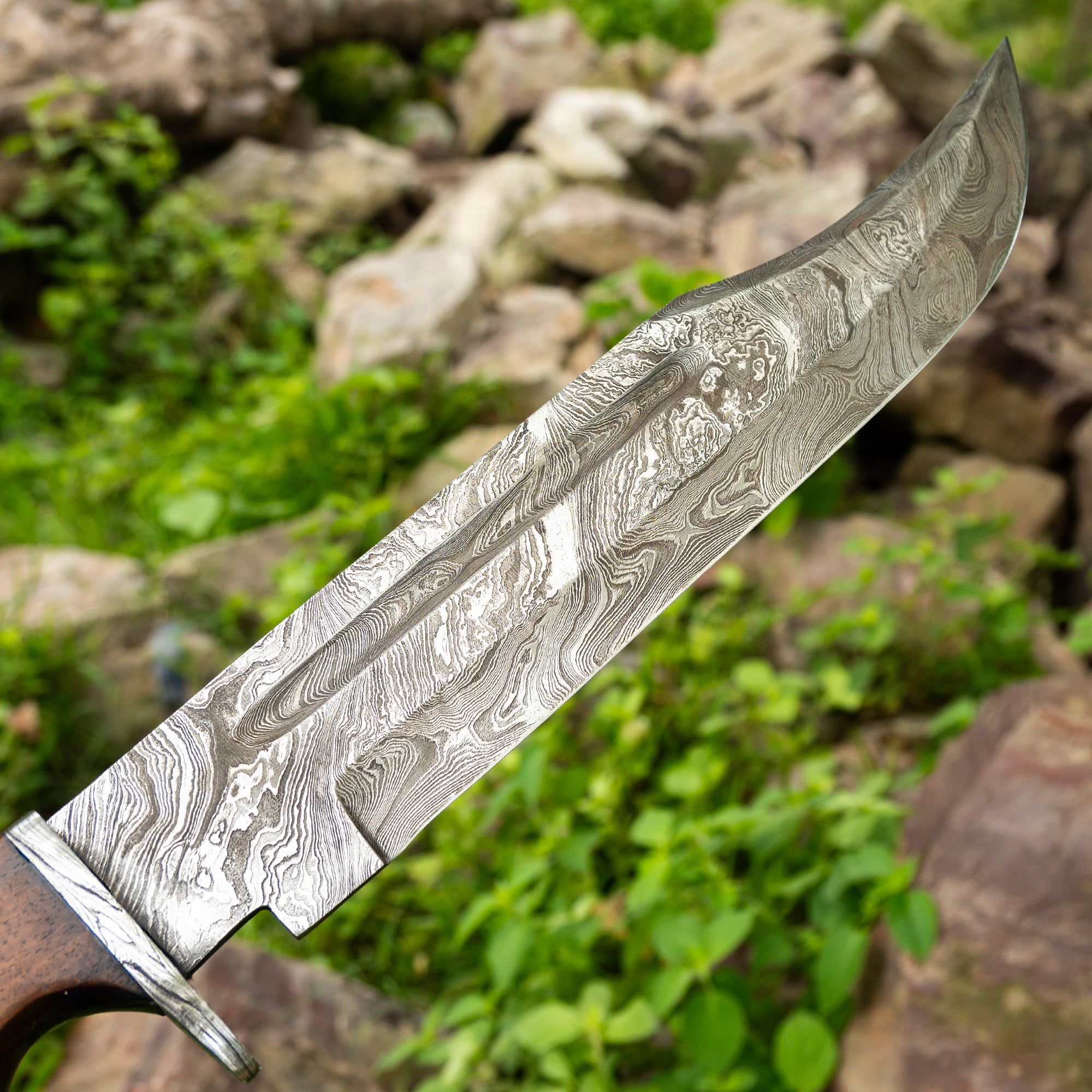 Premium Hunting Blade - Sharp, Durable, and Versatile