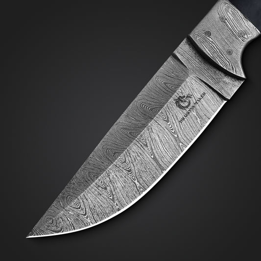 Premium Hunting Knife - Durable & Sharp